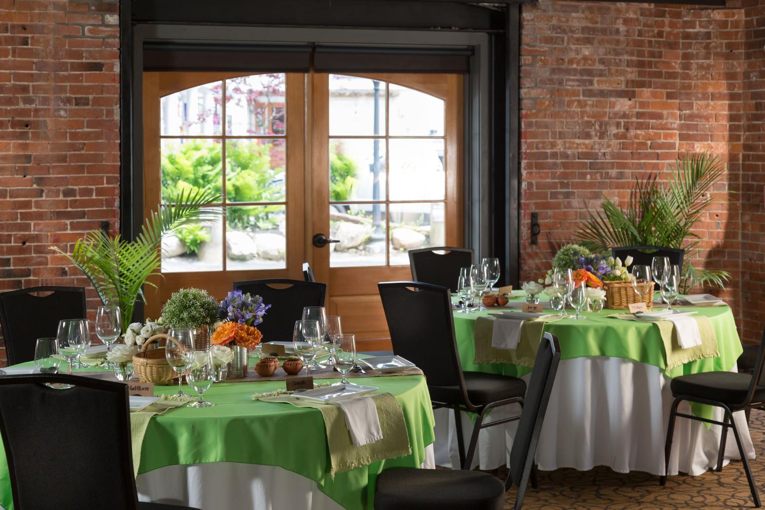 Banquets & Events
