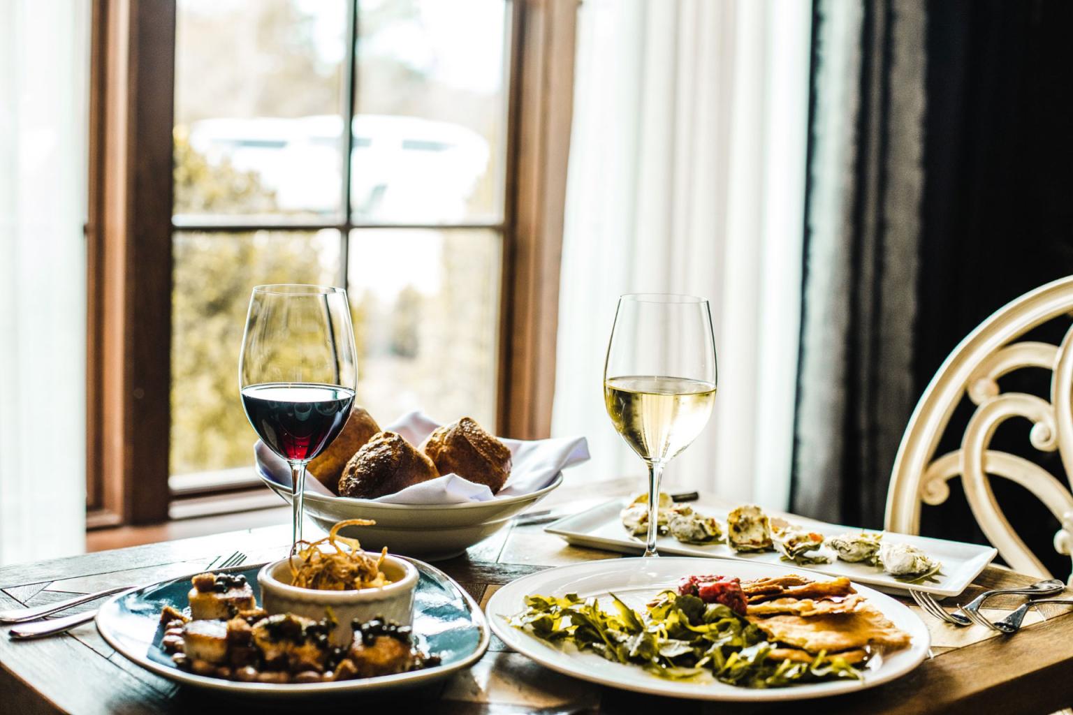 Mirbeau Inn & Spa at The Pinehills - Dining