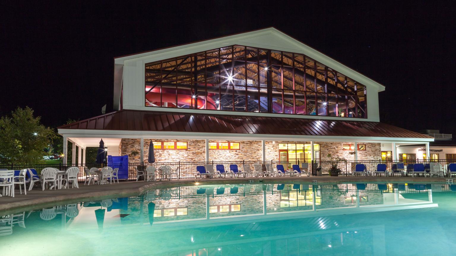 The outdoor pool and water park at Red Jacket Mountain View Resort