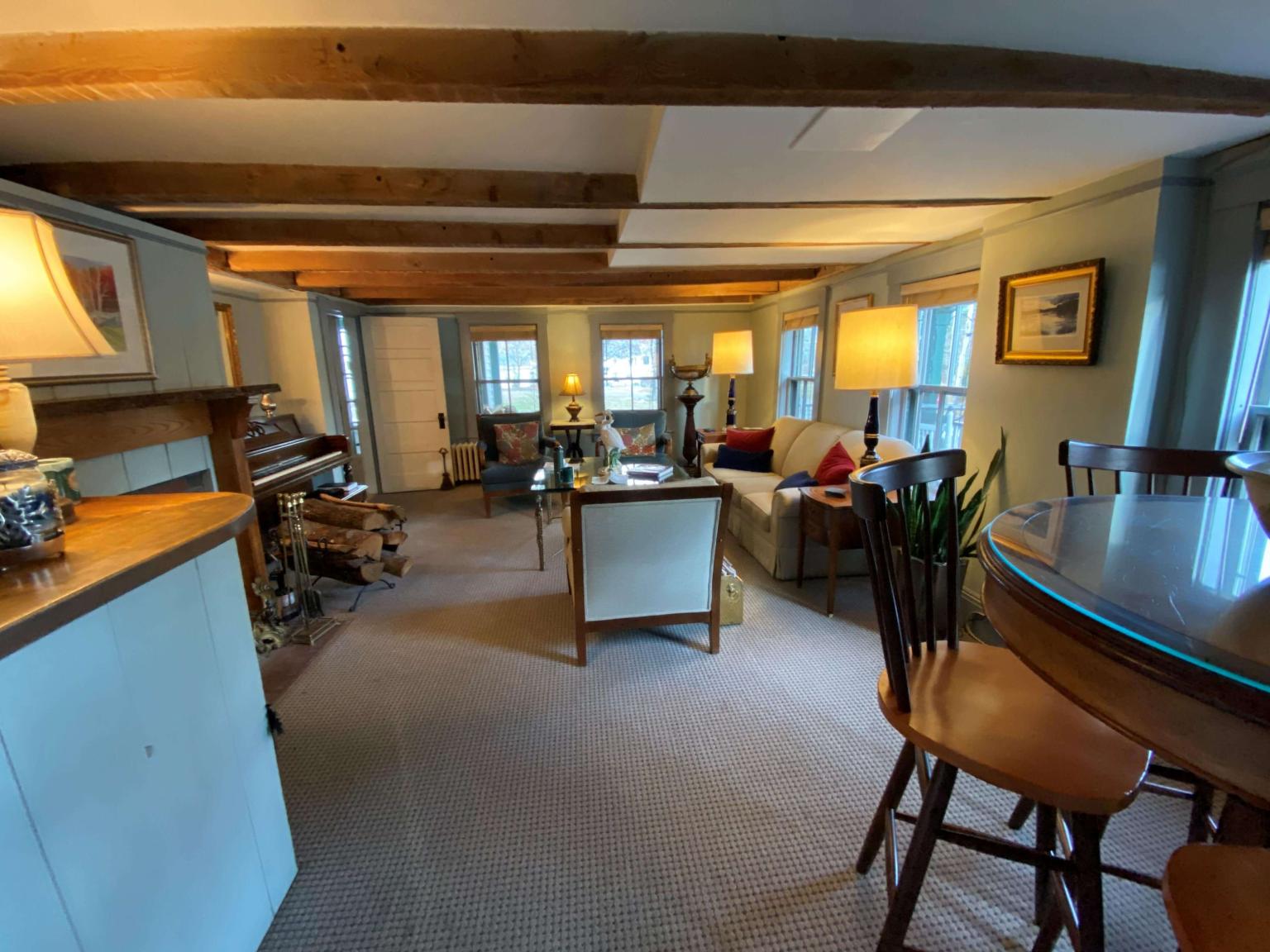 Follansbee Inn