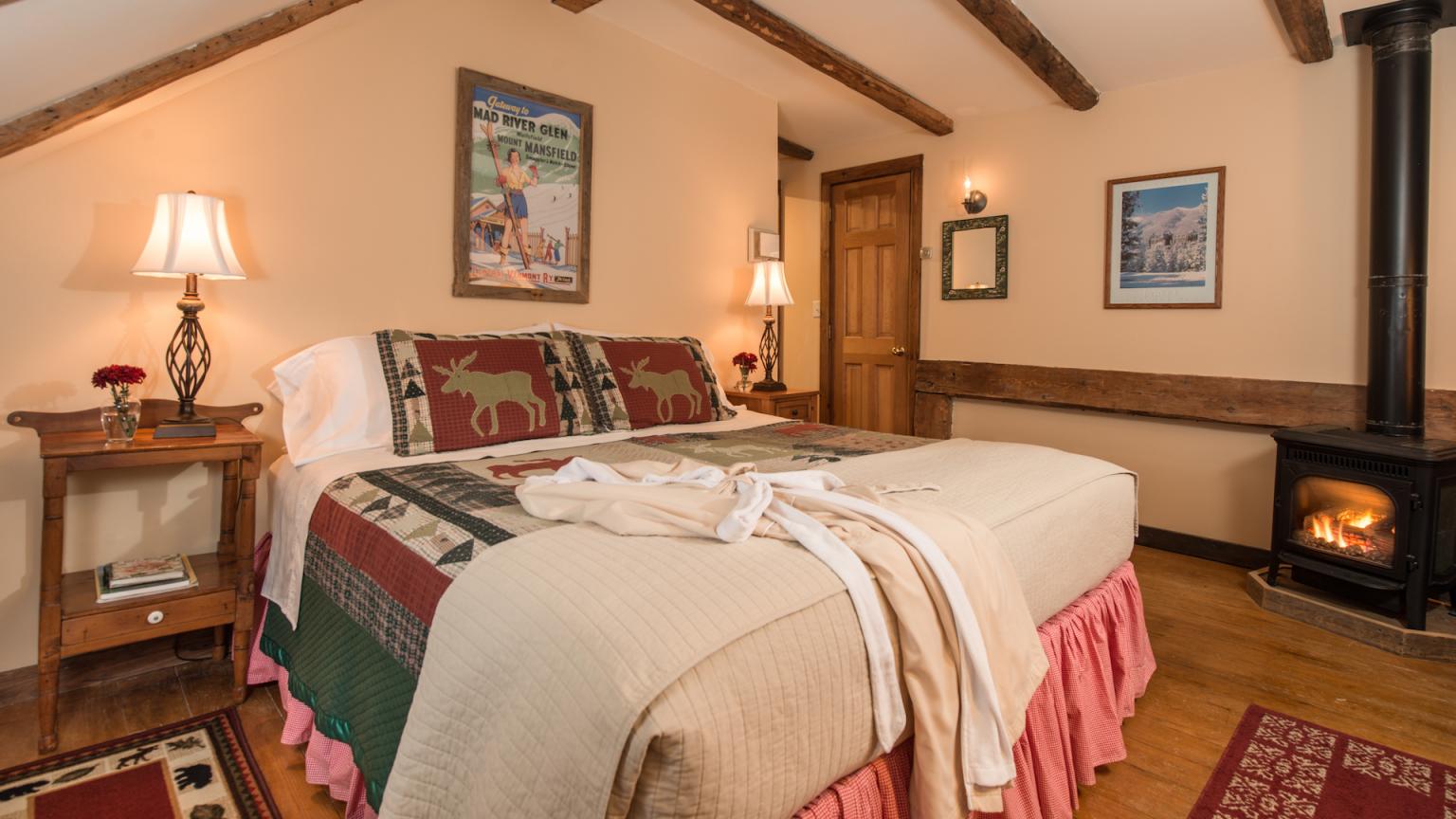 Mountain Room at West Hill House B&B