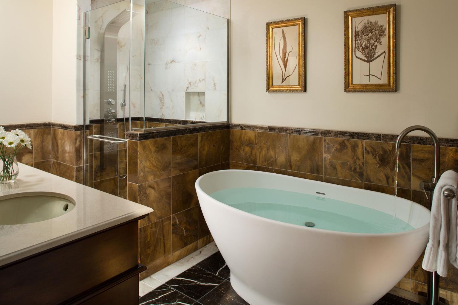 Ocean View King Bathroom