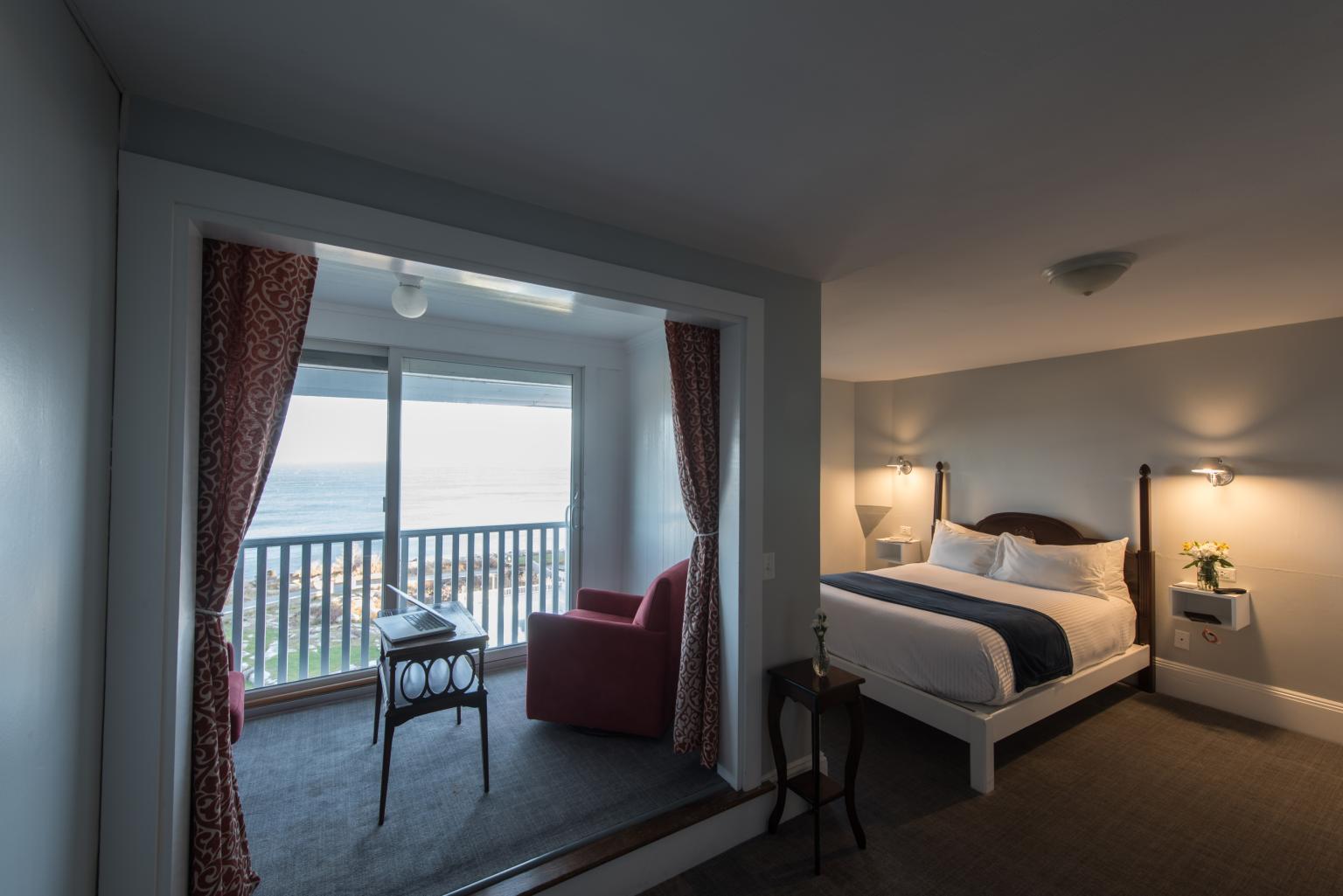 Oceanfront Guestroom