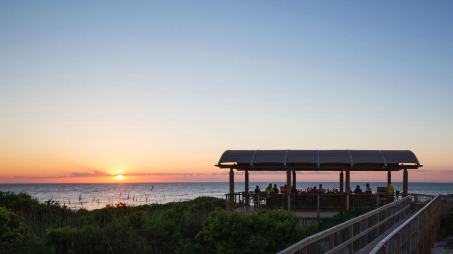 Ocean Edge Resort & Golf Club - Beach Bar