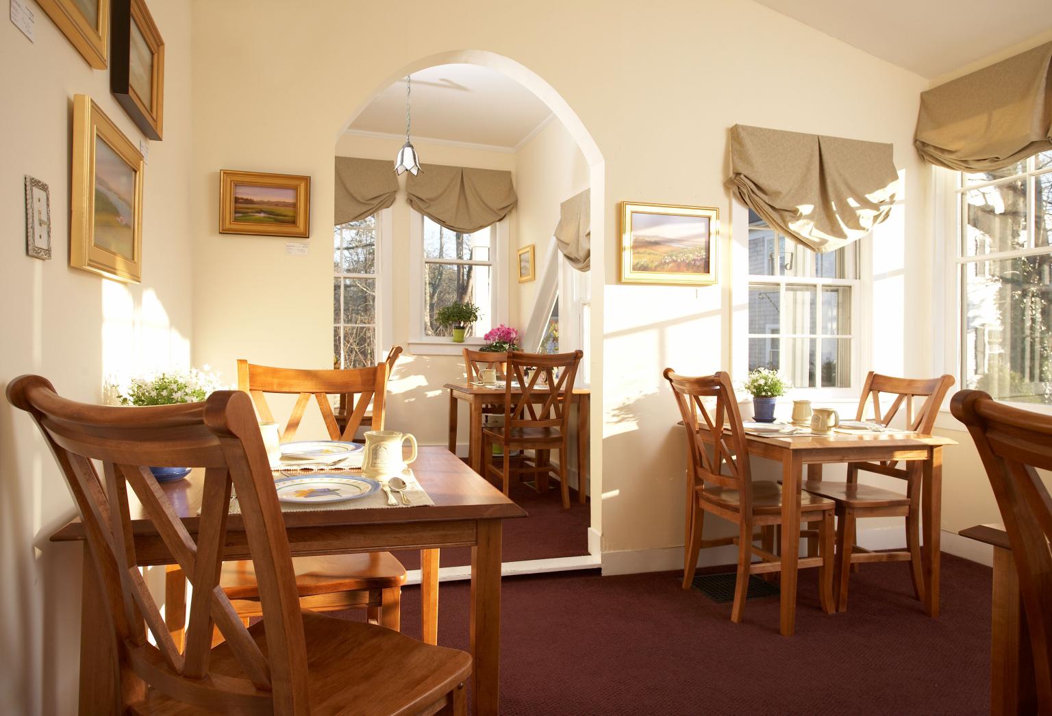 Inn at Cape Cod - Breakfast Room