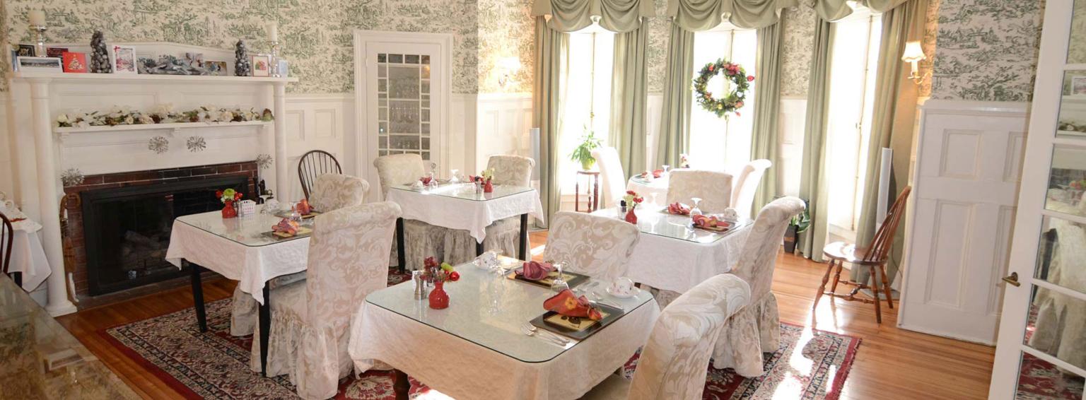 Birchwood Inn - Dining Room