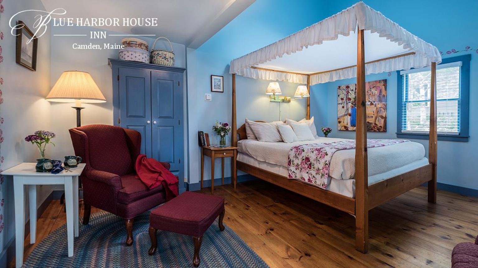 Blue Harbor House Inn - Guest Room