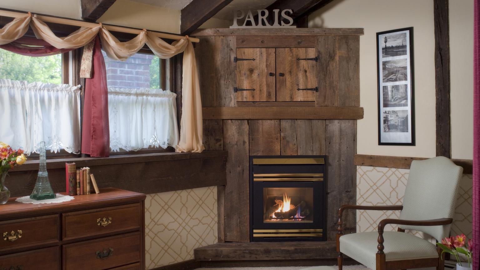 Paris Suite at West Hill House B&B