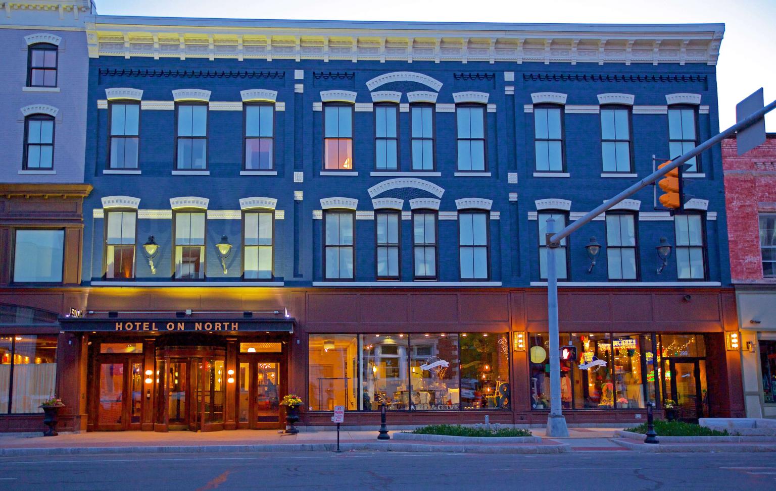 Hotel on North