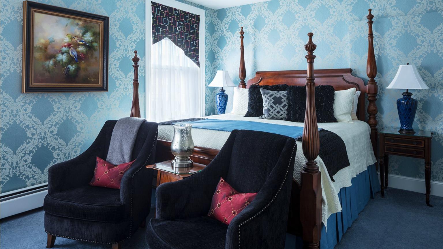 Captain Lord Mansion Ophelia Room