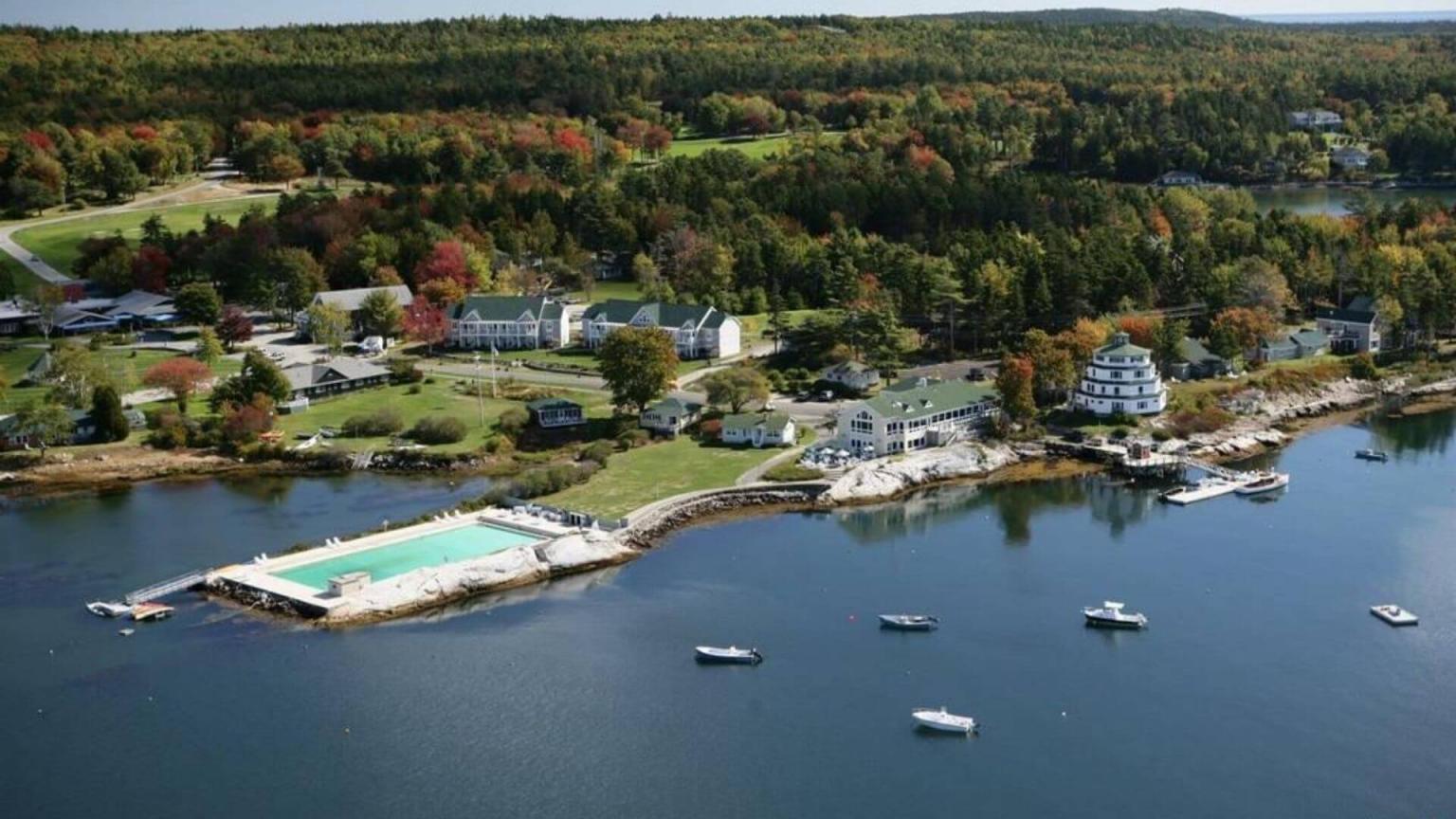 Maine getaways Sebasco Harbor Resort