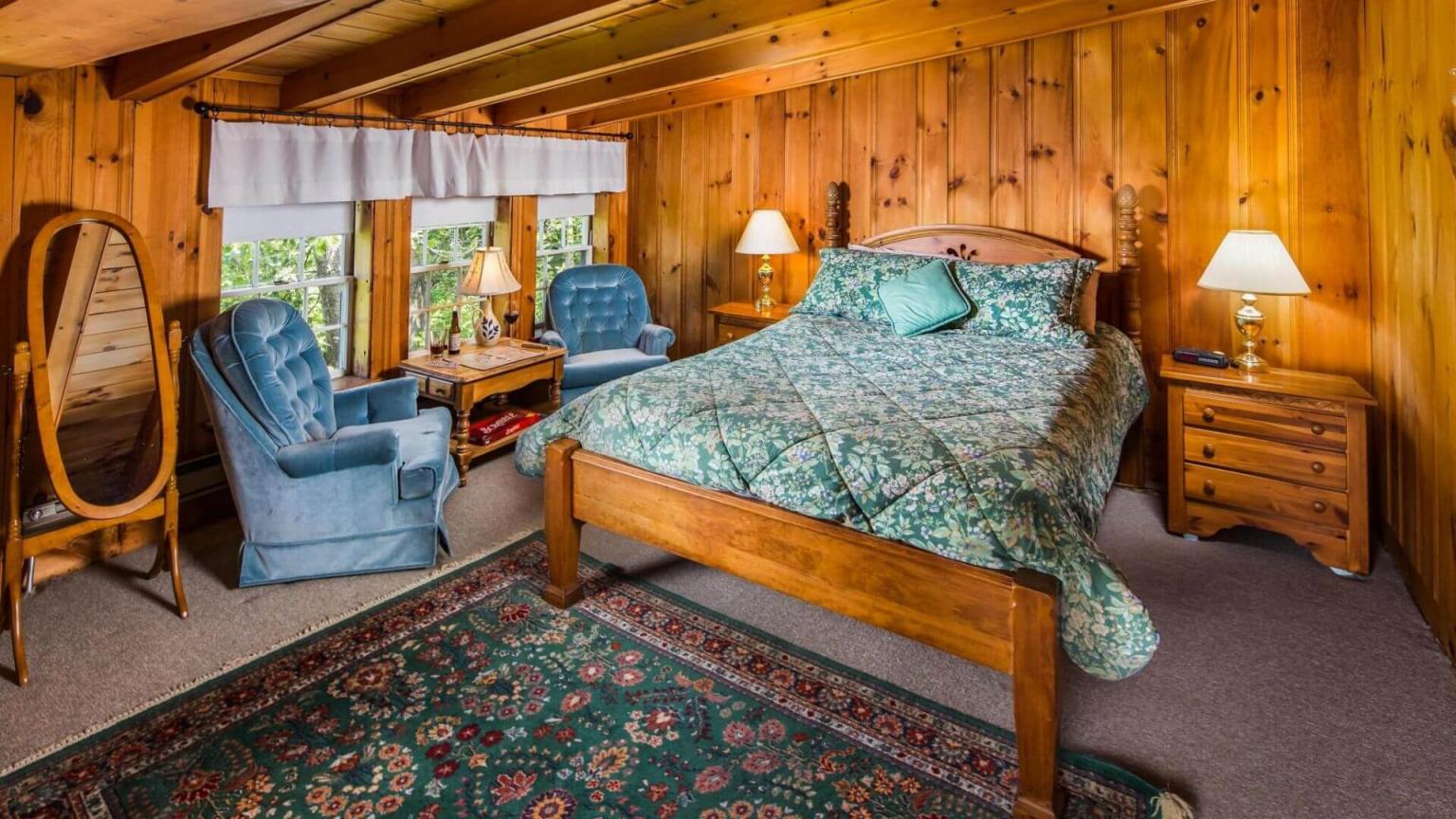 snowvillage_ inn_some_good_news_new_england