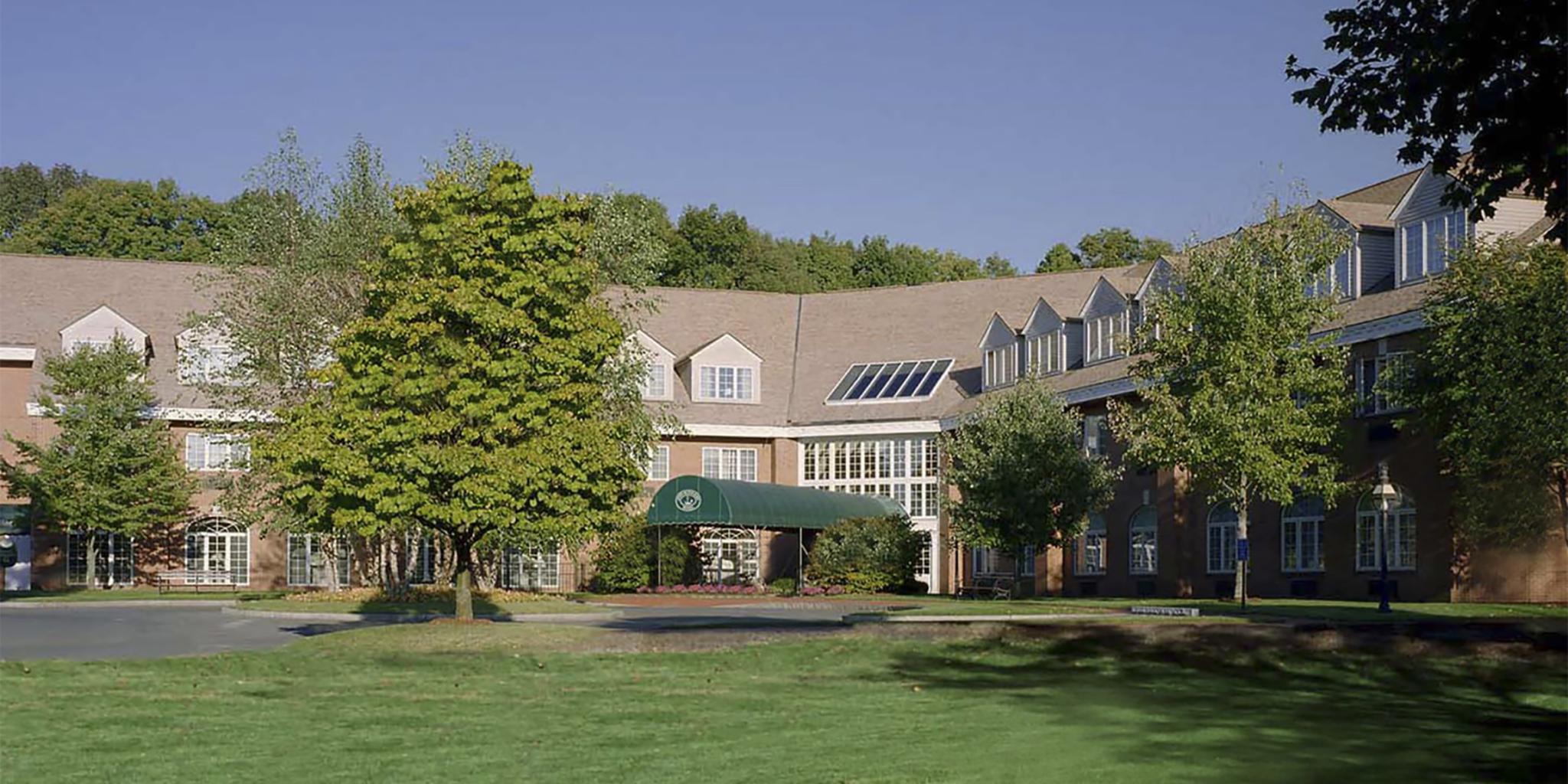 Lodging In Avon Ct Unique Vacations Getaways At Old Farms Avon Old Farms Hotel