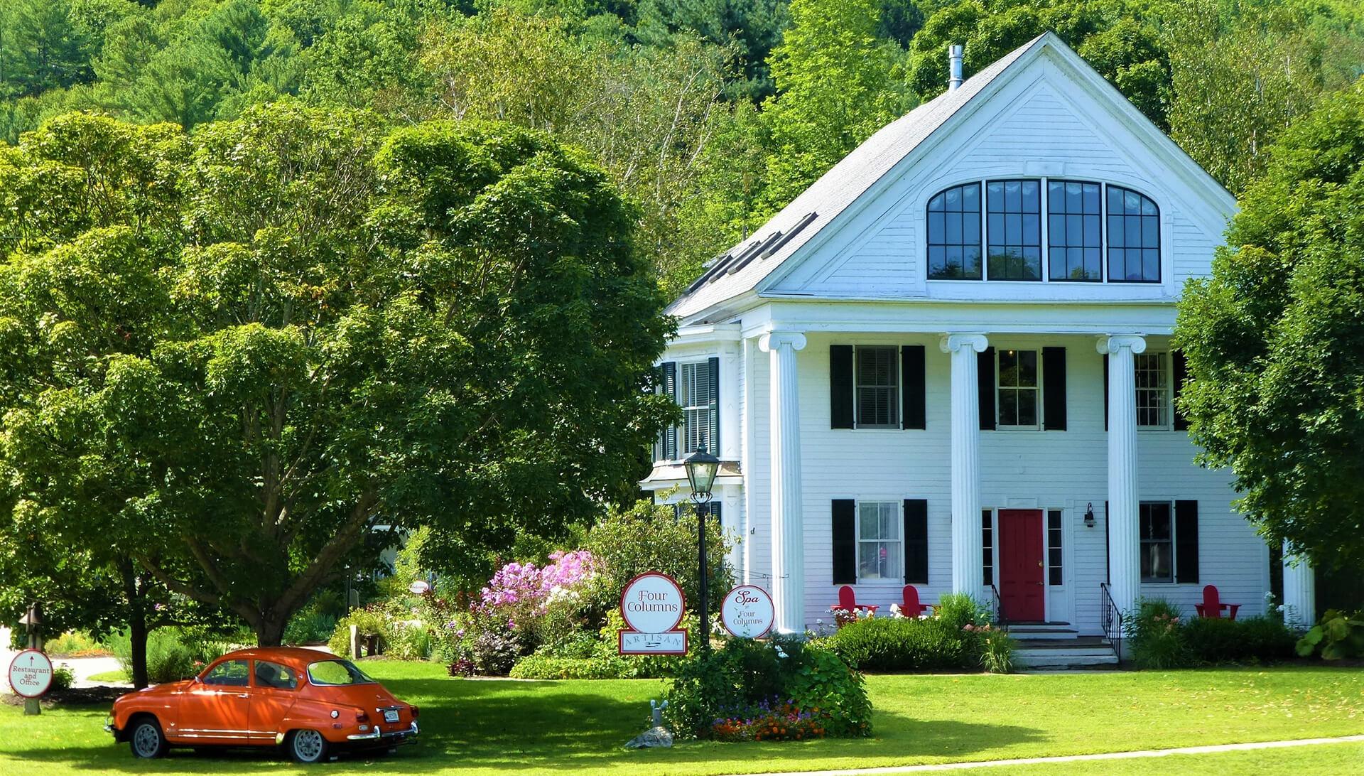 Four Columns Inn