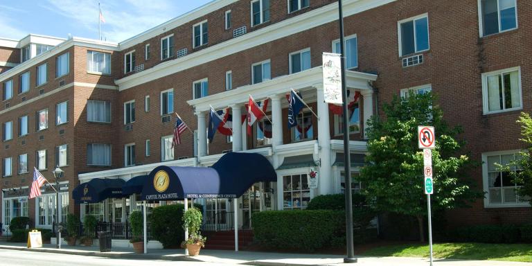 Unique Lodging Vacations In Vermont New England Inns And Resorts Capitol Plaza Hotel Conference Center