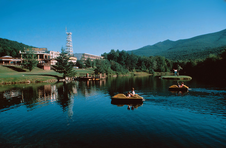 Paddle Boats in New Hampshire 